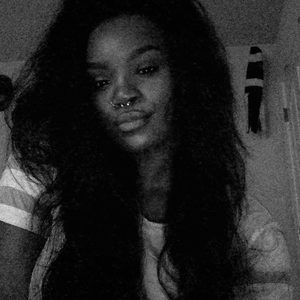 Meet your Posher, Courtney